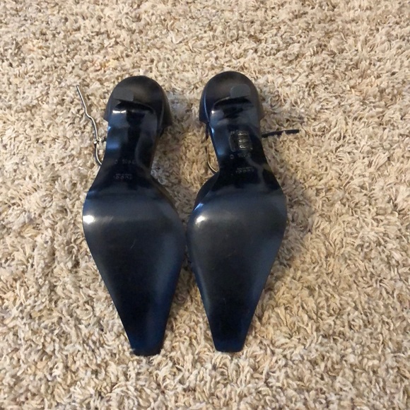 Vintage Gucci Heels - Picture 3 of 3